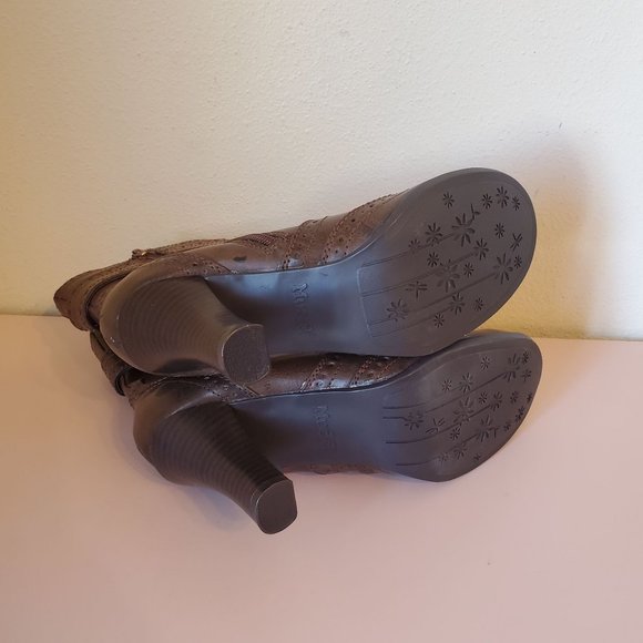 Mudd 7M Brown Chunky Heels 90s Y2K School Girl Boots ELSA Western Wingtip - Picture 4 of 10